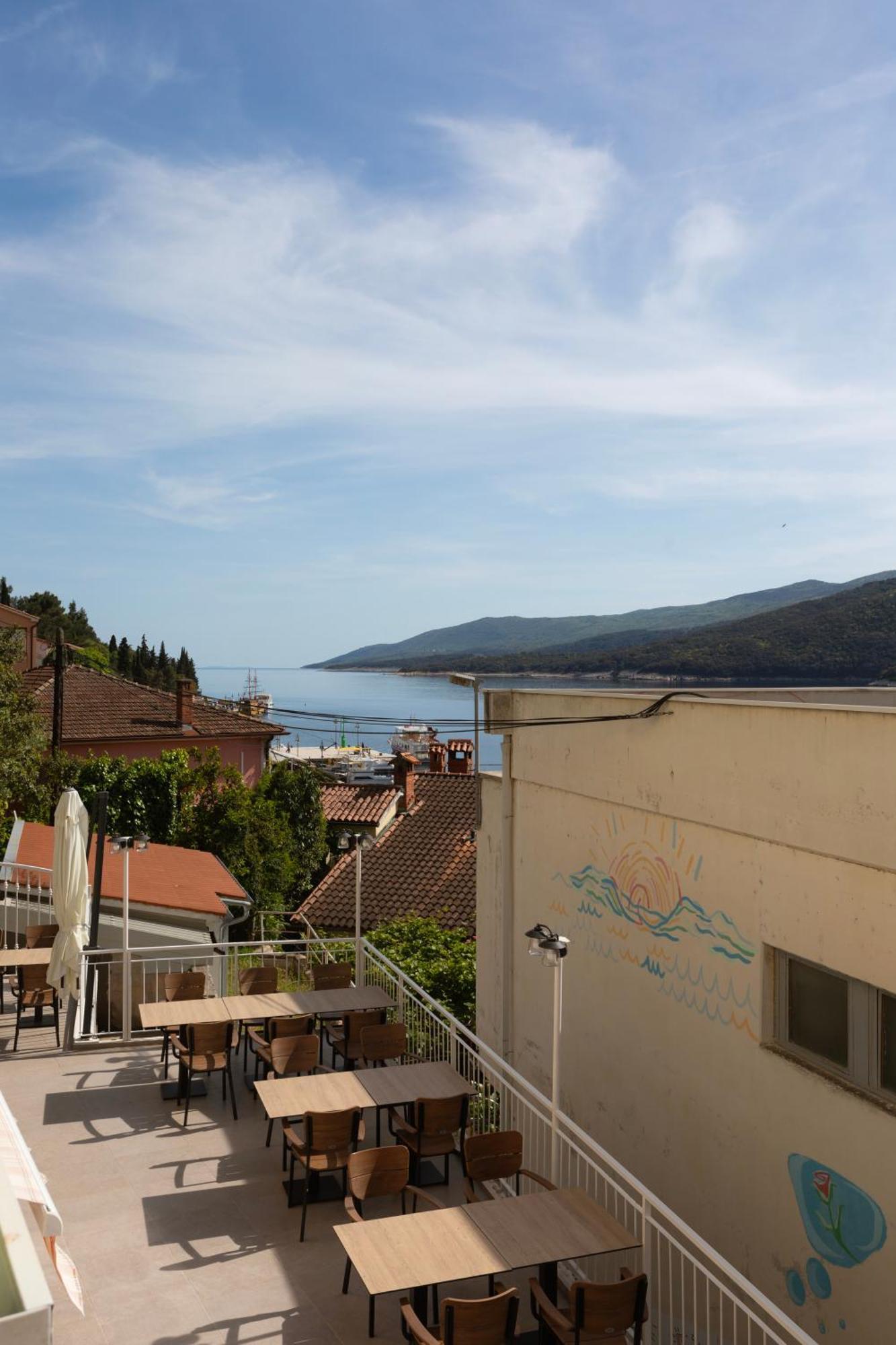 Apartments Galeb Rabac Exteriér fotografie